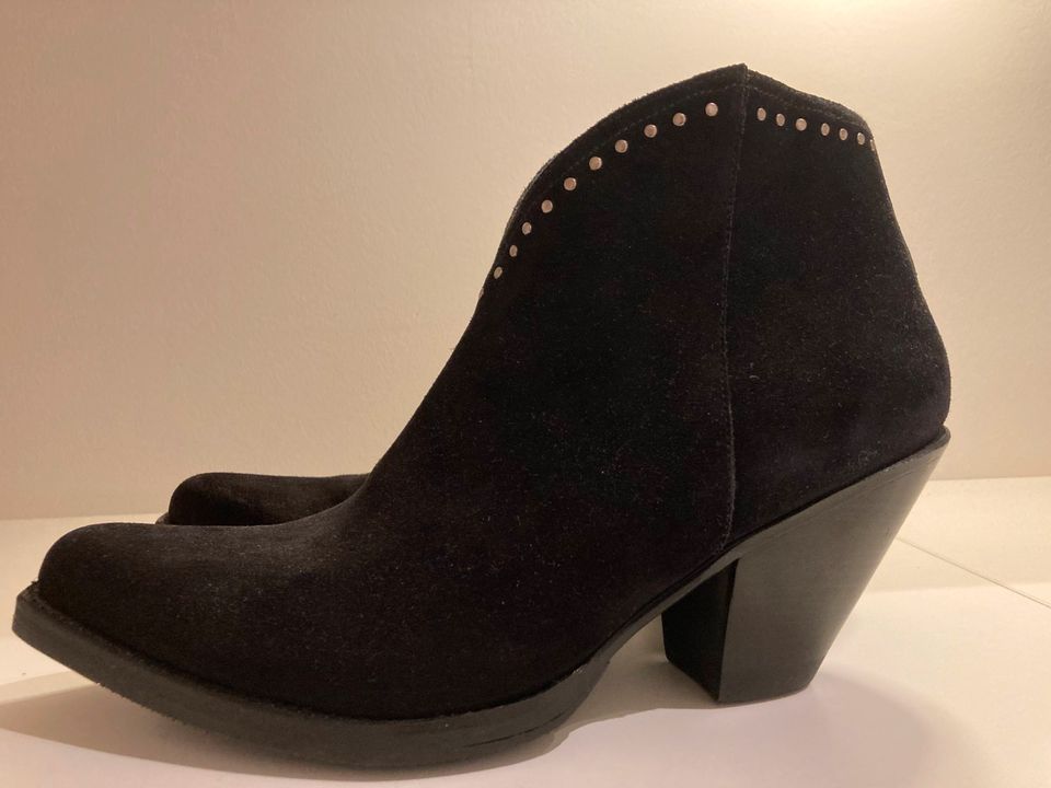 Original Céline Ankleboots, Gr. 40, wie neu in Hamburg