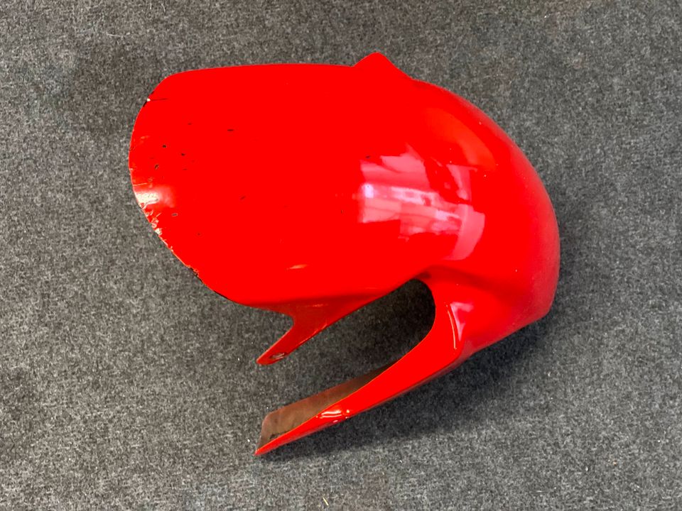 Suzuki GSX-R 600 750 2011- Front Fender Racing Verkleidung rot in Stuttgart