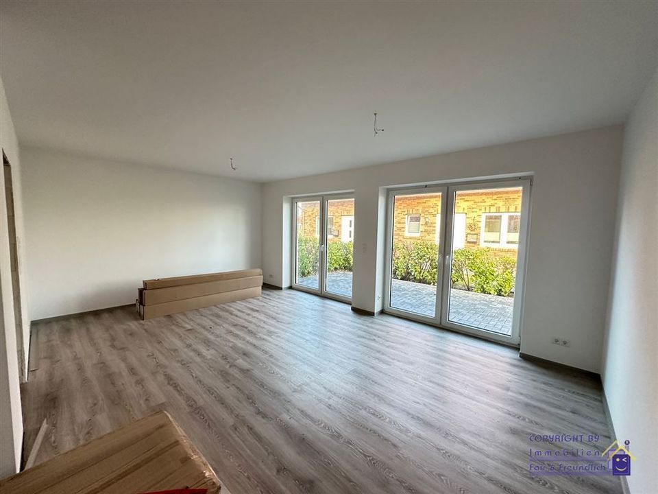 ** EXKLUSIVITÄT UND EFFIZIENZ IN NEUEFEHN - NEUBAU-DOPPELHAUSHÄLFTE NACH KFW40 STANDARD in Neukamperfehn