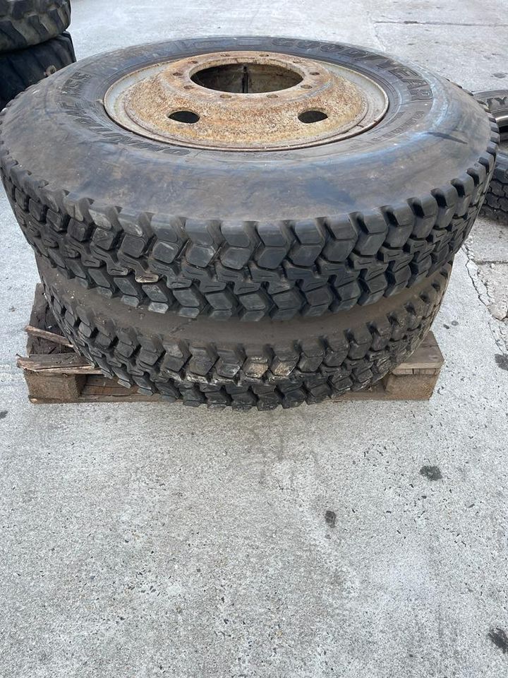 2x GOODYEAR LKW Reifen OMNITRAC MSS in Boxberg / Oberlausitz