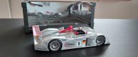 Maisto Audi R8 Le Mans Sieger 2001 mit Platte 1/18 Bayern - Kelheim Vorschau