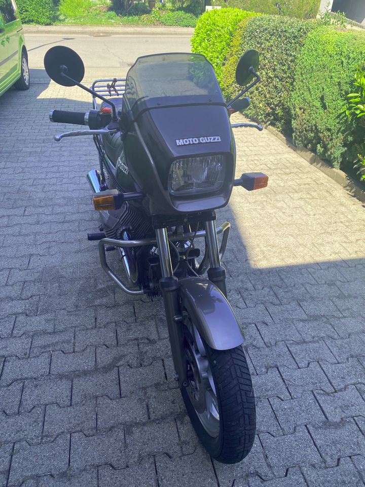 Moto Guzzi 850 T5 Anthrazit Metallic in Kirchheim unter Teck
