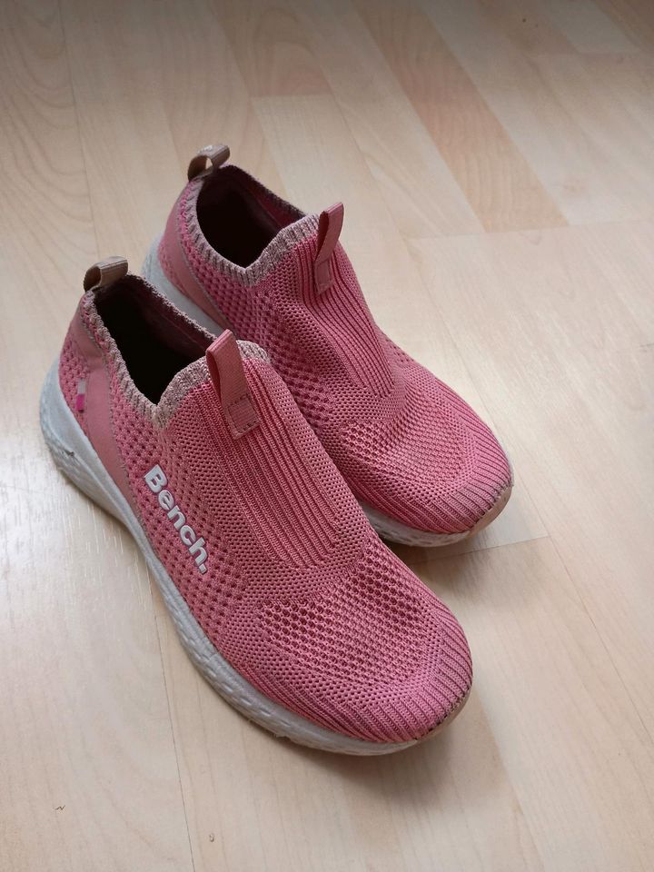 Schuhe Girls 34 zu verkaufen in Dingolfing