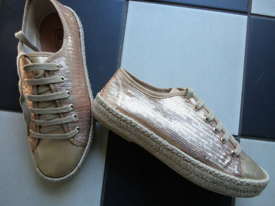 Espadrilles Sneaker  in gold echt Lederfußbett Gr. 37 wie NEU in Dortmund