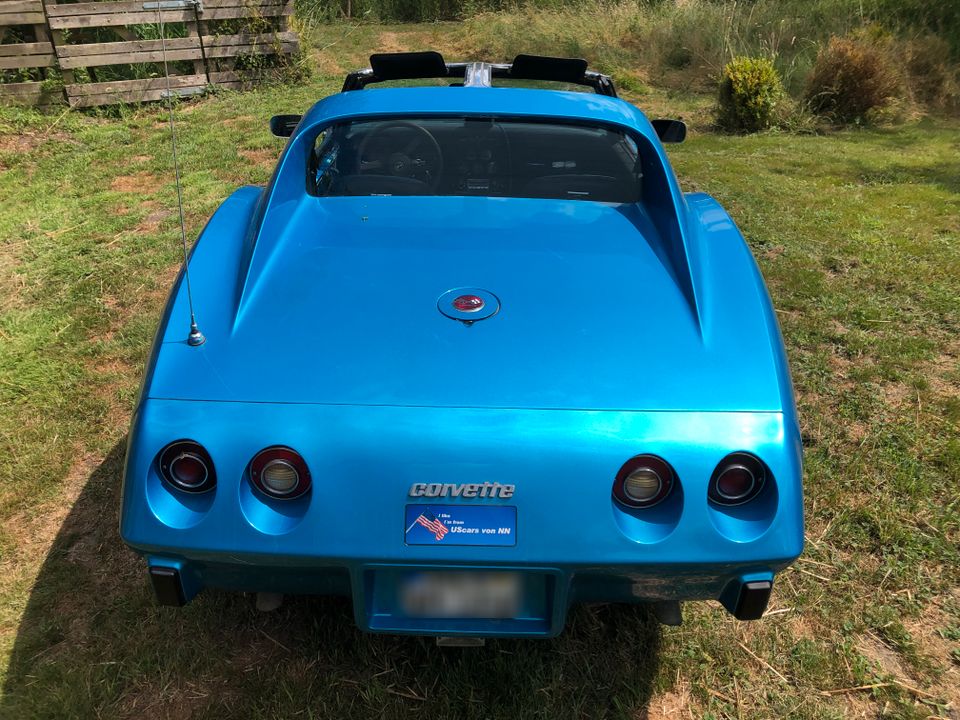 1976 CHEVY Corvette C3 blue in Butjadingen