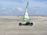 Strandsegler VIRUS mit 2 BloKart-Segeln+Kite (NP 2.750,- o.Segel) Nordrhein-Westfalen - Stolberg (Rhld) Vorschau