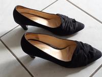schwarze Pumps, Gabor, Velourleder, Gr. 38 Hessen - Offenbach Vorschau