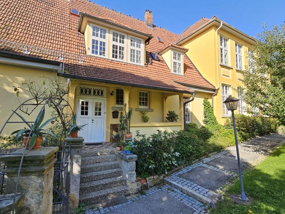 Kaufen Sie eine Schule! Eine einmalige Immobilie in Top-Zustand, mehr als nur Wohnen! in Ebersdorf