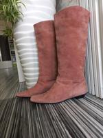 Wildleder Stiefel Gr 40 altrosa aus Italien Baden-Württemberg - Sindelfingen Vorschau