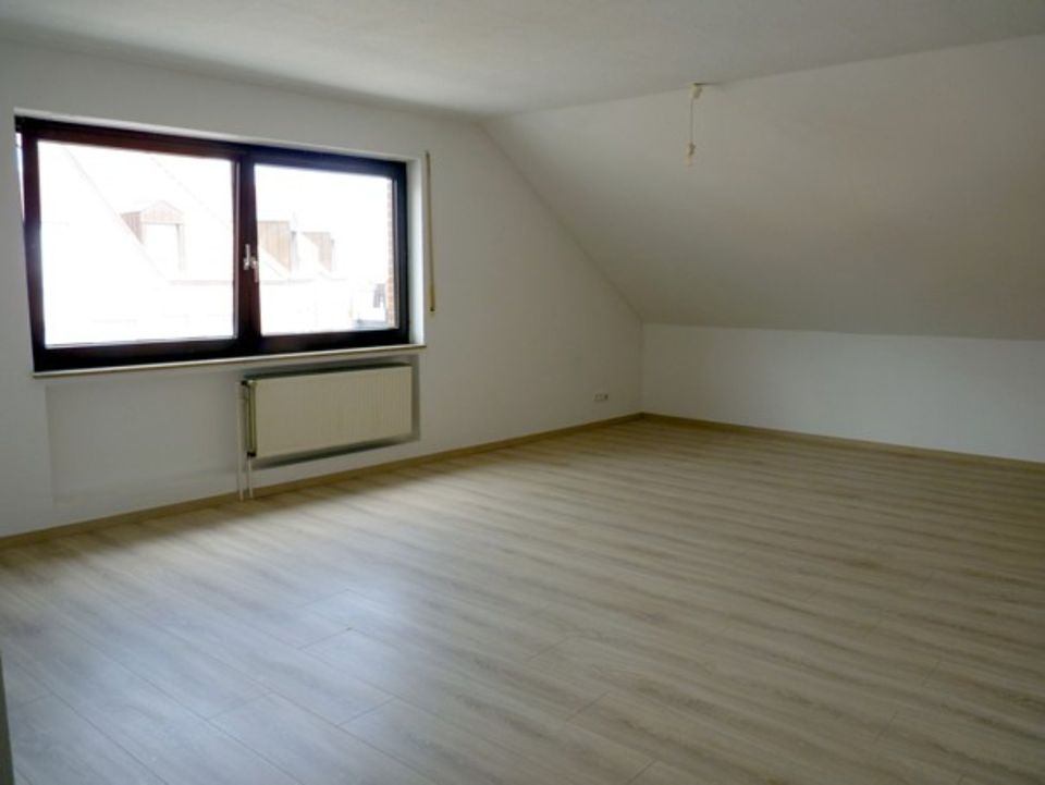 Tolle 1 Zimmer Wohnung in Lingen, zentral gelegen; 2020 renoviert in Lingen (Ems)