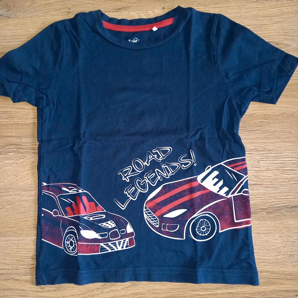 T-Shirt mit Autos Größe 110 blau in Wilhelmshaven