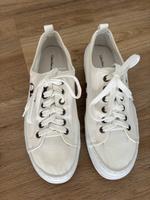 Calvin Klein Plateau Schuhe Zolah weiß Gr. 41 Köln - Kalk Vorschau