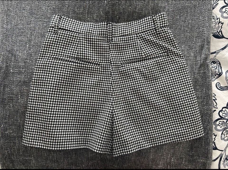 NEU ZARA High Waist Hosenrock Rock mit hohem Bund Shorts Skort in Mauritz