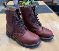 Dr Martens Pascal Serena Gr 39  (weinrot) VEGAN  neuwertig Dortmund - Asseln Vorschau