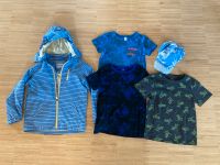 Kleiderpaket Gr. 122 Sommer Jacke TShirt blau Junge Niedersachsen - Gieboldehausen Vorschau