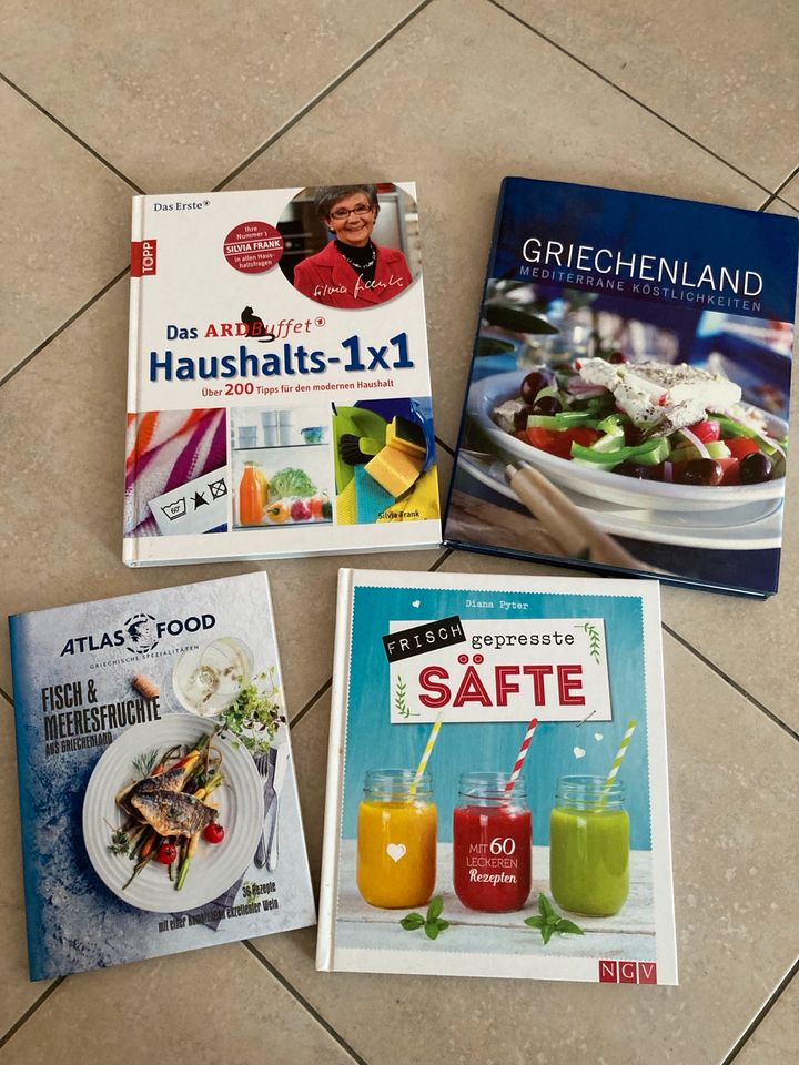 Kochbücher, Haushaltsbuch, Rezeptbuch Säfte in Waiblingen