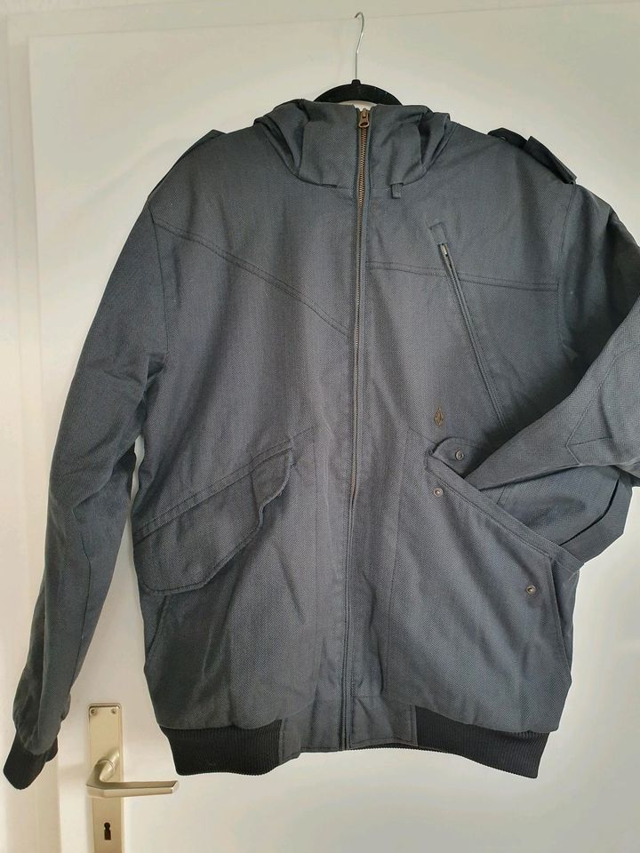 Volcom Herrenjacke Gr. XL in Chemnitz