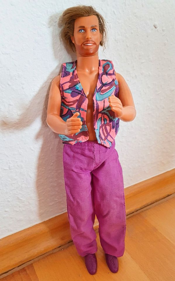 Original Barbie Kleidung für Ken, Streatwear in Halle
