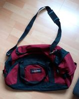 Eastpak Tasche zum Umhängen weinrot schwarz Nürnberg (Mittelfr) - Eberhardshof Vorschau