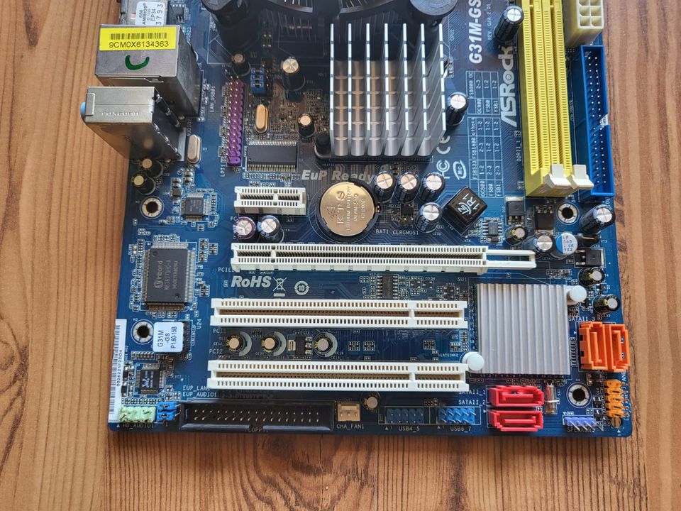 Mainbaord ASRock G31M-GS Rev. 2.1 Motherboard + Intel Pentium E65 in Übersee