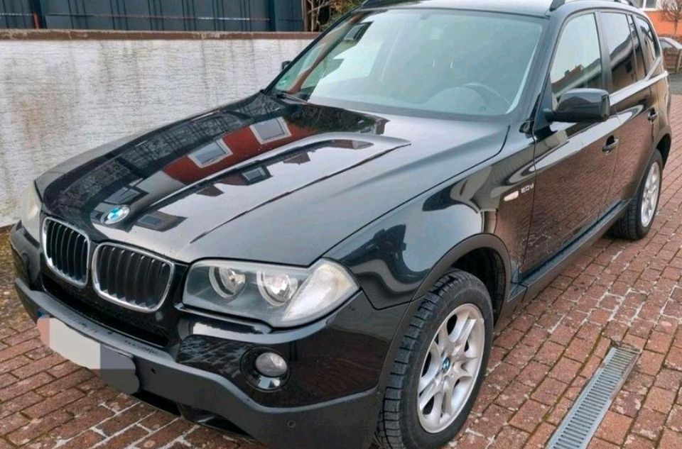 BMW X3 2.0D PANORAMA 2007 in Northeim