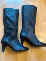 Stiefel Leder Wildleder blau Görtz 17 Grösse 39 Neu Pankow - Prenzlauer Berg Vorschau