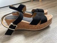Plateau Sandaletten von UNISA Gr. 41 Bayern - Bayreuth Vorschau