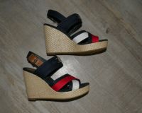 TOMMY HILFIGER **Keil / High Wedge Sandalen**Gr. 36 w.Neu Baden-Württemberg - Riedlingen Vorschau