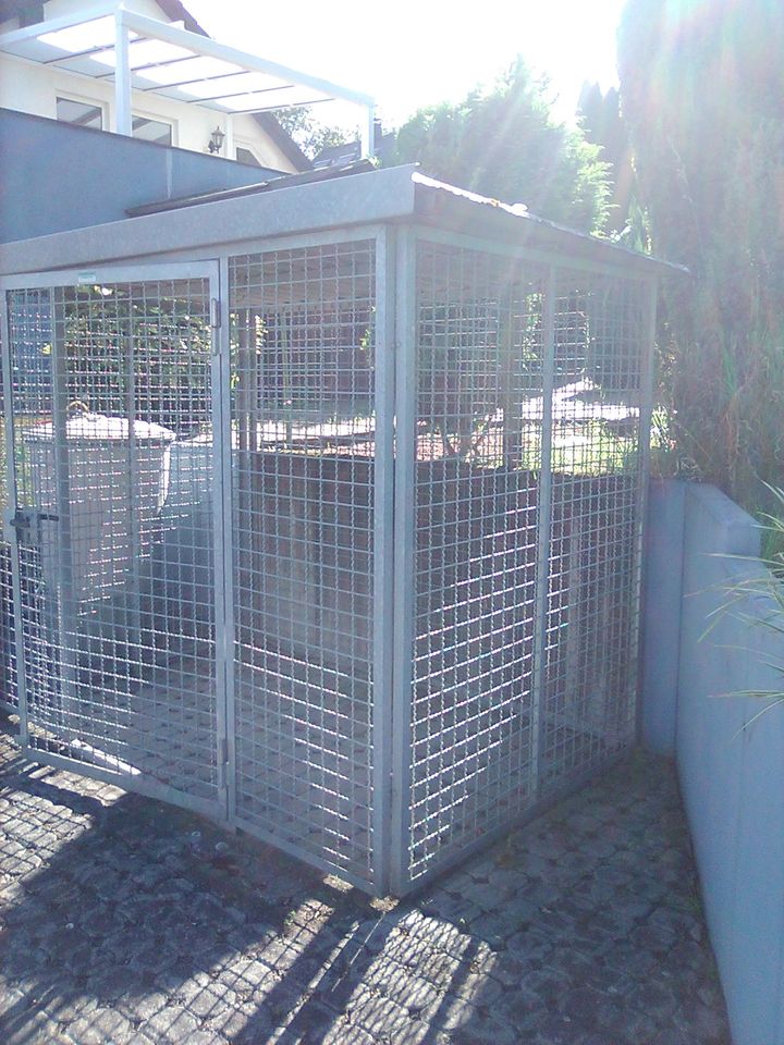 Gasflaschenlager Hundezwinger Wärmepumpe Schutz Fahrrad Haus in Montabaur