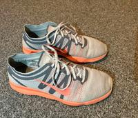 Nike Schuhe Damen (Gr. 39) Hessen - Philippsthal (Werra) Vorschau