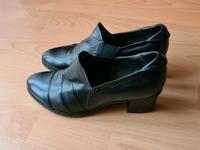 Schwarze Lederschuhe Gr. 38.5 Brandenburg - Werneuchen Vorschau