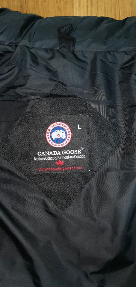 Canada Goose Weste schwarz Nagelneu in München