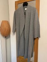 Allude Cardigan Strickjacke Wolle grau, Gr. L 40, Neu Preis 379 E Kr. München - Kirchheim bei München Vorschau