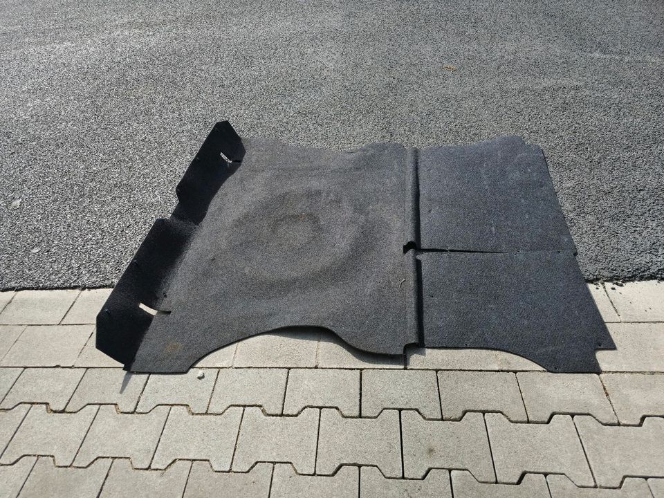Kadett E CC schwarzer Kofferraumteppich SELTEN in Bochum