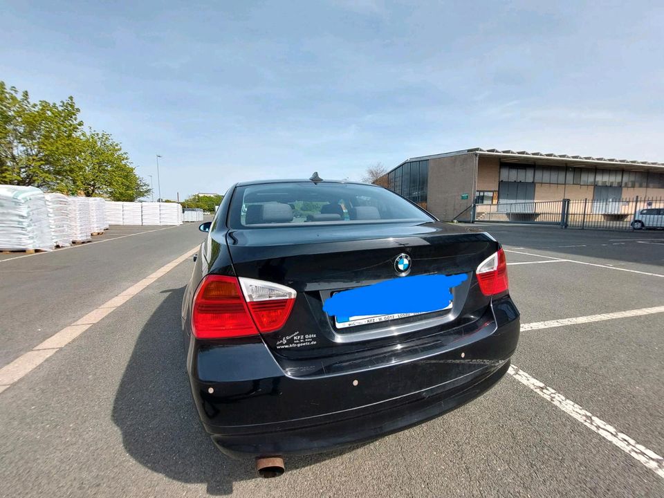 BMW E90 320 in Kulmbach