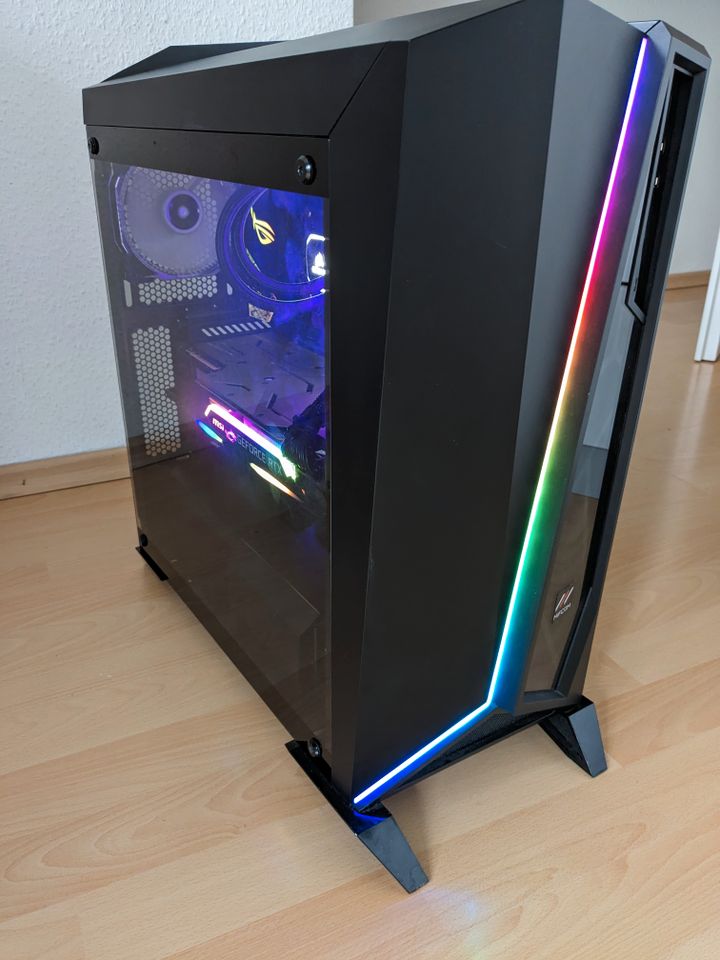 MIFCOM Core I9-9900K - RTX 2080 TI Premium Gaming PC in Egelsbach