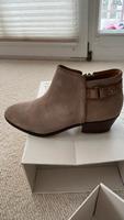Esprit Stiefelette 38 Wildleder beige neu Niedersachsen - Bruchhausen-Vilsen Vorschau