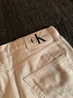 Calvin Klein CK Dad Jeans, Hose, weiß, Größe Weite 30 Friedrichshain-Kreuzberg - Kreuzberg Vorschau