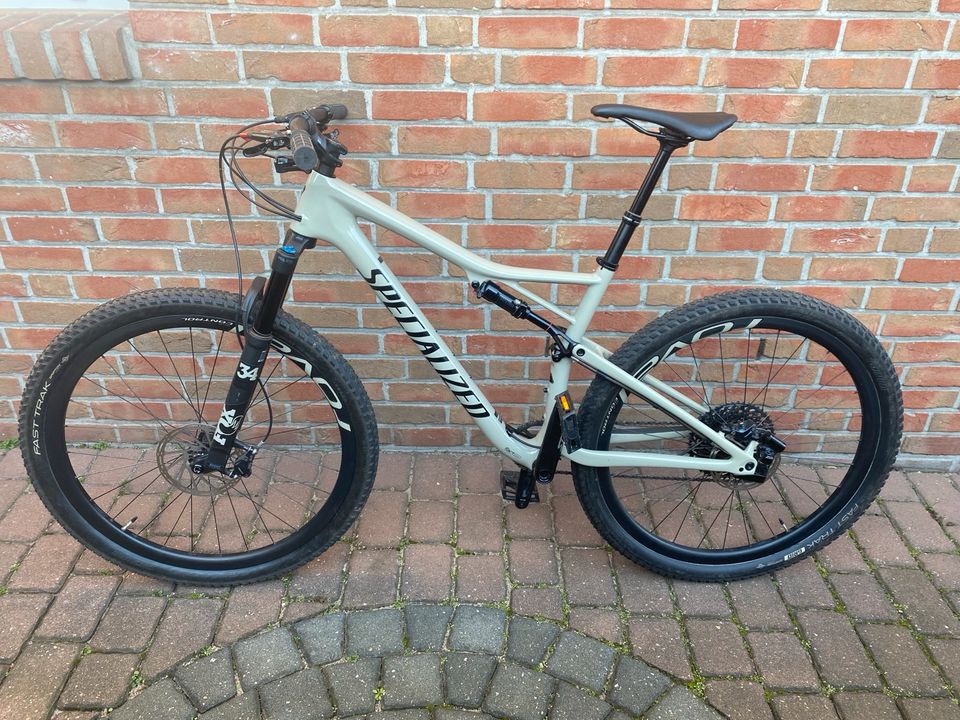 Specialized Epic EVO Expert 2019 L in Wassenberg