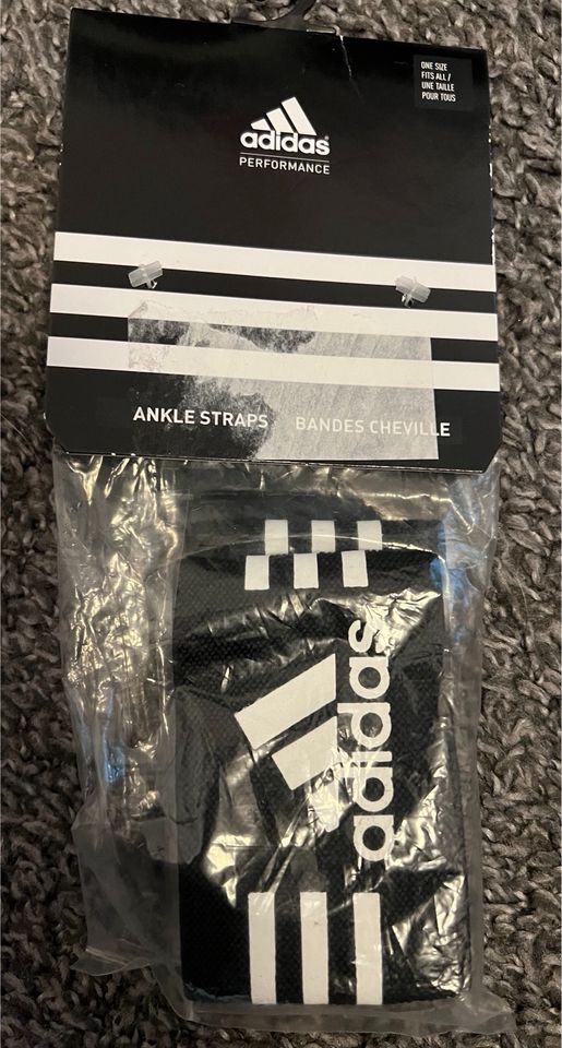 Adidas Sprunggelenk klettband neu noch verpackt in Oststeinbek