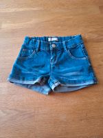 Jeans Shorts von Name It Gr.110  ,,Neuwertig " Nordrhein-Westfalen - Moers Vorschau