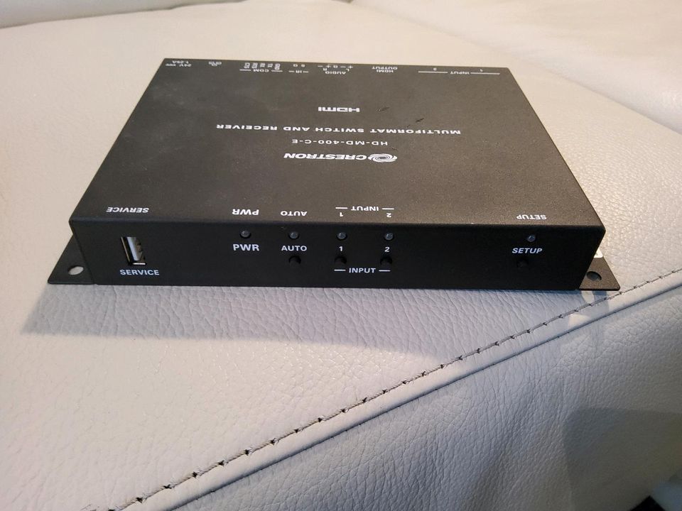 Crestron HD-MD-400-C-E SWITCH TRANSMITTER RECEIVER in Dortmund