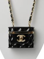 CHANEL Halskette Kette mit Handtaschen Anhänger Schwarz Gold RATE Kr. München - Grünwald Vorschau