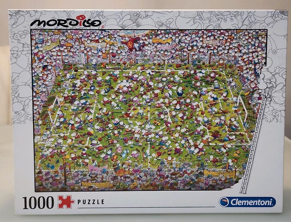 1000 Teile Puzzle Clementoni Fussball in Ellhofen