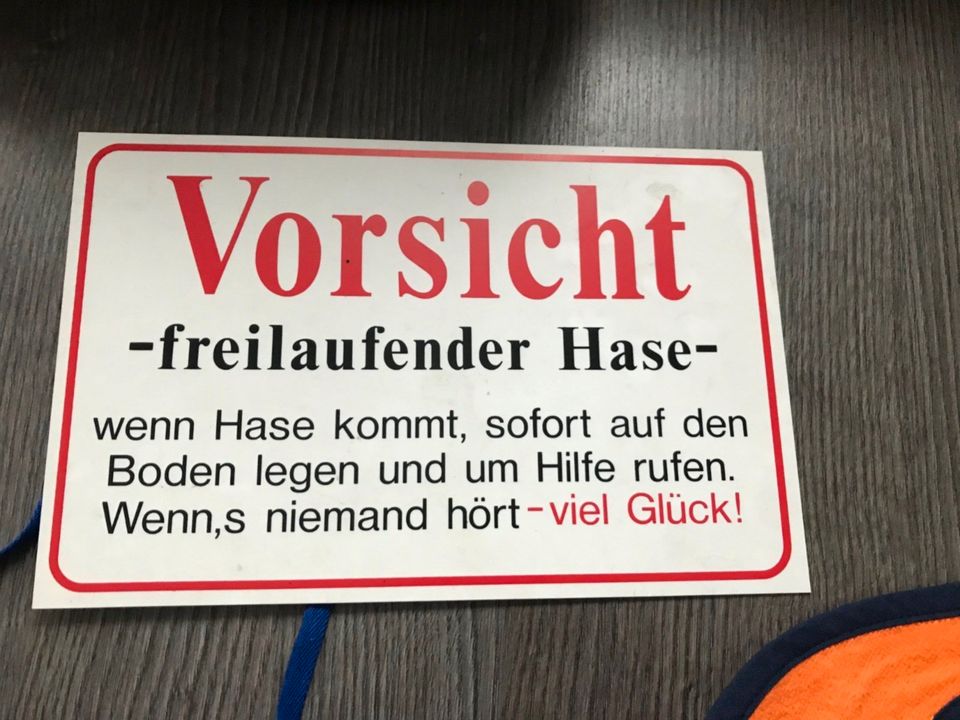 Hasenfreunde Züchter aufgepasst: Lätzchen Kochschürze Schild in Nürnberg (Mittelfr)