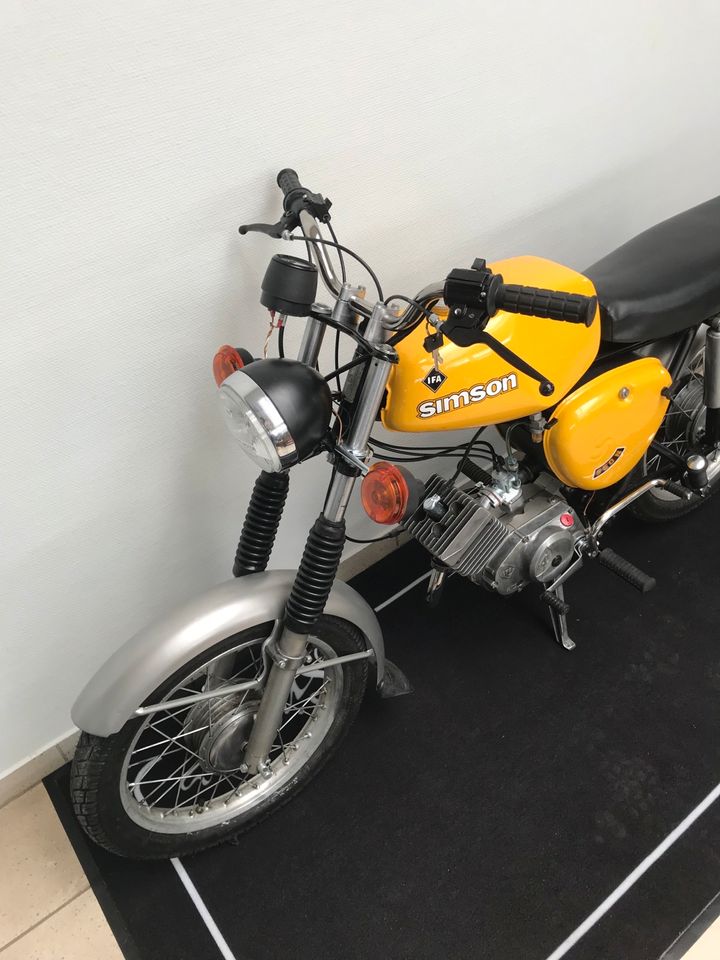 Simson S51 S50 4Gang Motor NEU Vape 12v M500 60km/h Papiere NEU * in Calbe (Saale)