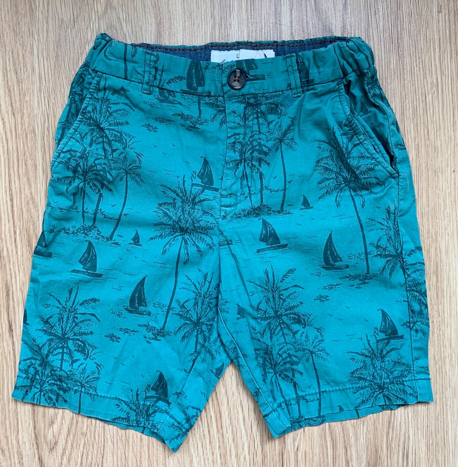 H&M Shorts Hose grün Palmen Jungen Gr. 116 in Buchholz in der Nordheide