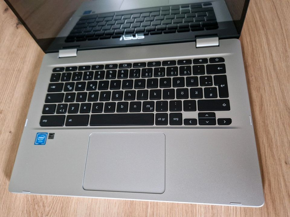 ASUS Chromebook C423 Laptop in Bremerhaven