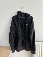 Nike Jacke Gr. M Berlin - Neukölln Vorschau