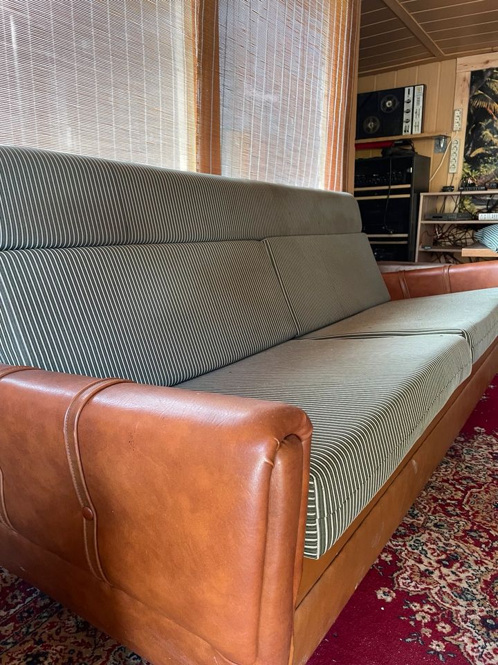Leder Couch mit Stoffbezug in Kemberg